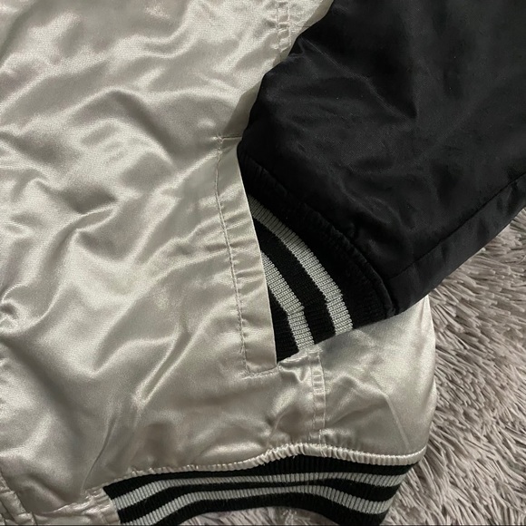 ❌SOLD❌ VINTAGE 90s G-Unit Bomber - Picture 3 of 7